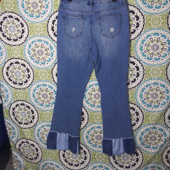 2013 Size13 Jeaniemade No Boundaries NWT Flare Leg Jeans - Picture 2 of 6